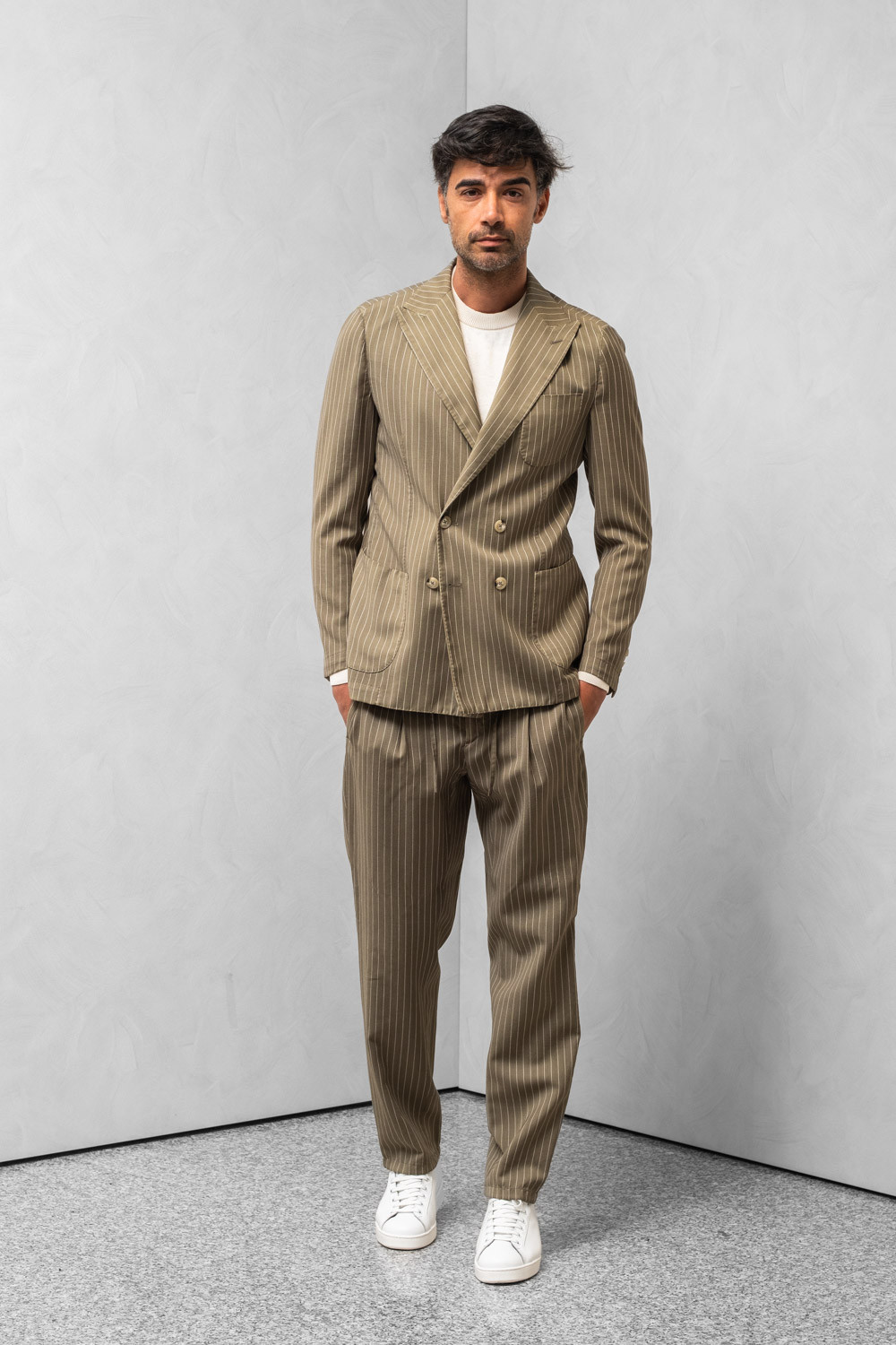 Man suit unlined double-breasted jacket trousers lace pinstripe brown 0909 ADIPPY1_PAUL-465